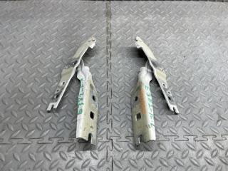 Петля капота VOLKSWAGEN GOLF 5G5 CJS 5G0823302B, 5G0823301B 2 ракурс