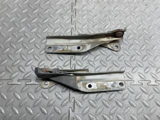 Петля капота SUBARU LEGACY BG5 EJ20EDAAGE 3 ракурс