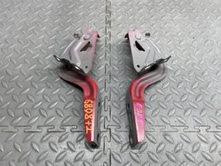 Петля капота TOYOTA YARIS MXPA10 M15A-FKS 1 ракурс Петля капота TOYOTA YARIS MXPA10 M15A-FKS 1 ракурс