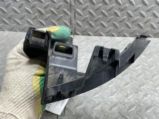 Крепеж бампера правый задний VOLKSWAGEN GOLF 5G5 CJS 5G9807394 3 ракурс