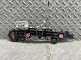 Крепеж бампера левый задний TOYOTA YARIS MXPA10 M15A-FKS 52576-K0010 1 ракурс