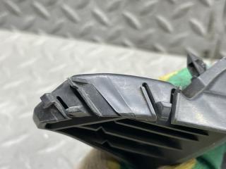 Крепеж бампера левый передний TOYOTA PASSO KGC10 1KR-FE 52116-B1010 4 ракурс