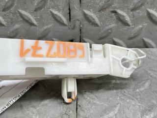 Крепеж бампера правый передний MITSUBISHI COLT PLUS Z23W 4A91 3 ракурс