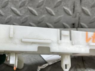 Крепеж бампера правый передний MITSUBISHI COLT PLUS Z23W 4A91 4 ракурс