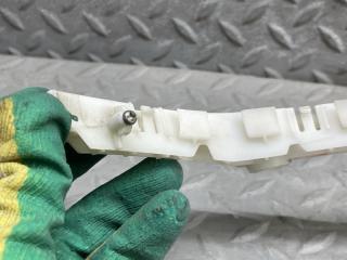 Крепеж бампера левый передний DAIHATSU TANTO L375S 52116-B2100 4 ракурс
