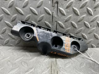 Крепеж бампера правый передний SUBARU STELLA LA100F 52115-B2350 1 ракурс