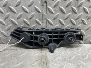 Крепеж бампера правый передний SUBARU STELLA LA100F 52115-B2350 2 ракурс