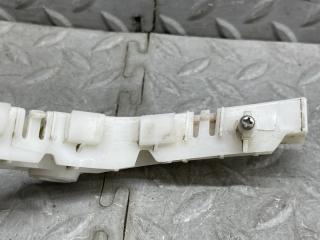 Крепеж бампера правый передний DAIHATSU TANTO L350S 52115-B2100 3 ракурс