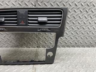 Консоль магнитофона VOLKSWAGEN GOLF 5G5 CJS 5G2819743 3 ракурс
