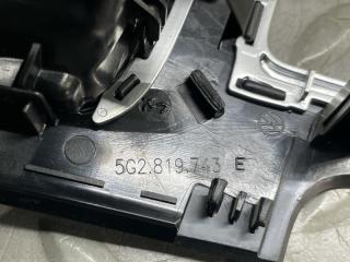Консоль магнитофона VOLKSWAGEN GOLF 5G5 CJS 5G2819743 5 ракурс