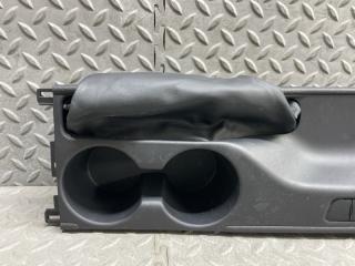 Консоль кпп TOYOTA YARIS MXPA10 M15A-FKS 58811-K0010 2 ракурс Консоль кпп TOYOTA YARIS MXPA10 M15A-FKS 58811-K0010 2 ракурс
