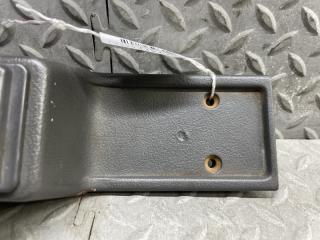 Блок упр. стеклоподьемниками передний NISSAN VANETTE SS28VN R2 S083643021 3 ракурс