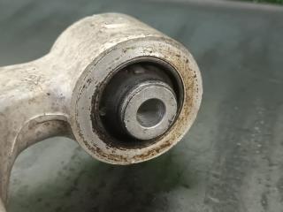 Рычаг правый передний NISSAN FUGA HY51 VQ35HR 4 ракурс Рычаг правый передний NISSAN FUGA HY51 VQ35HR 4 ракурс