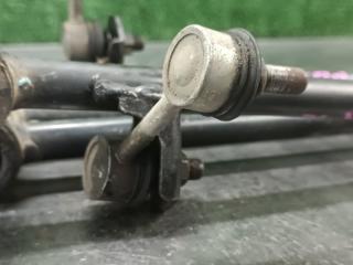 Тяга поперечная SUBARU FORESTER SG5 EJ202DXUAE 3 ракурс Тяга поперечная SUBARU FORESTER SG5 EJ202DXUAE 3 ракурс