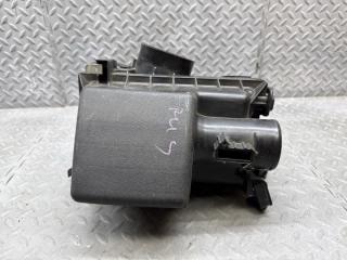 Корпус воздушного фильтра TOYOTA YARIS MXPA10 M15A-FKS 5 ракурс