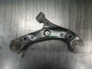 Рычаг правый передний TOYOTA COROLLA NRE214 8NR-FTS 2 ракурс