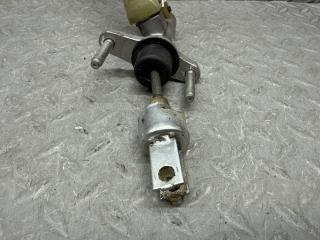 Главный цилиндр сцепления TOYOTA ALTEZZA SXE10 3S-GE BEAMS 3 ракурс