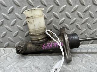 Главный цилиндр сцепления NISSAN DATSUN BMD21 TD27 2 ракурс