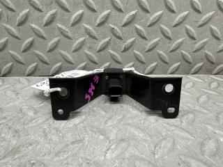 Камера переднего вида TOYOTA YARIS MXPA10 M15A-FKS 86790-K0080 3 ракурс