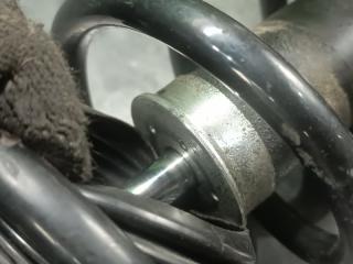 Стойка правая задняя SUBARU FORESTER SJ5 FB20 20365SG000 3 ракурс