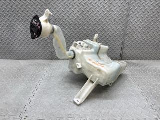 Бачок стеклоомывателя TOYOTA PRIUS ZVW30 060851-317 3 ракурс Бачок стеклоомывателя TOYOTA PRIUS ZVW30 060851-317 3 ракурс