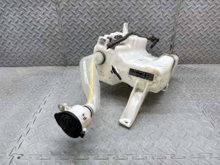 Бачок стеклоомывателя TOYOTA PRIUS ZVW30 060851-317 3 ракурс Бачок стеклоомывателя TOYOTA PRIUS ZVW30 060851-317 3 ракурс