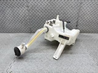 Бачок стеклоомывателя TOYOTA PRIUS ZVW30 060851-317 3 ракурс Бачок стеклоомывателя TOYOTA PRIUS ZVW30 060851-317 3 ракурс