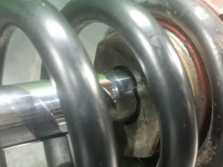 Стойка передняя TOYOTA ARISTO JZS147 2JZ-GTE 3 ракурс