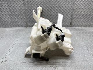 Бачок стеклоомывателя TOYOTA PRIUS ZVW30 060851-317 4 ракурс Бачок стеклоомывателя TOYOTA PRIUS ZVW30 060851-317 4 ракурс