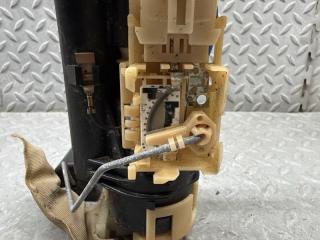 Топливный насос SUBARU PLEO RA1 42021KE020 3 ракурс