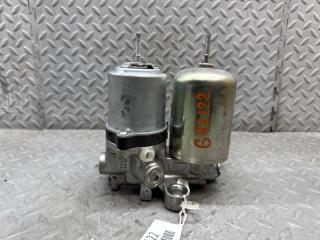 Блок abs TOYOTA PRIUS ZVW30 2ZR-FXE 47070-47050 1 ракурс