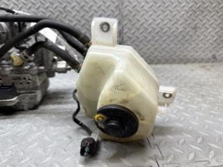 Главный тормозной цилиндр TOYOTA PRIUS ZVW30 2ZR-FXE 47210-47290 4 ракурс