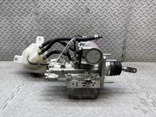 Главный тормозной цилиндр TOYOTA PRIUS ZVW30 2ZR-FXE 47210-47290 5 ракурс