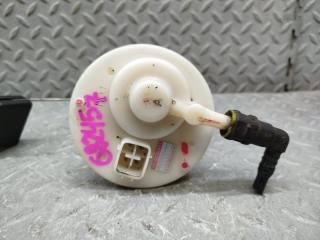 Топливный насос SUZUKI PALETTE MK21S K6A 15100-82K01 4 ракурс