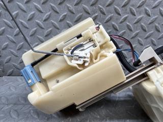 Топливный насос TOYOTA PRIUS ZVW30 3 ракурс