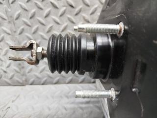 Главный тормозной цилиндр SUZUKI ALTO HA35S 131010-23040 2 ракурс