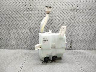 Бачок стеклоомывателя TOYOTA PRIUS ZVW30 060851-317 2 ракурс Бачок стеклоомывателя TOYOTA PRIUS ZVW30 060851-317 2 ракурс