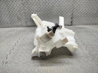 Бачок стеклоомывателя TOYOTA PRIUS ZVW30 060851-317 4 ракурс Бачок стеклоомывателя TOYOTA PRIUS ZVW30 060851-317 4 ракурс