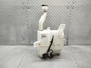 Бачок стеклоомывателя TOYOTA PRIUS ZVW30 060851-317 2 ракурс Бачок стеклоомывателя TOYOTA PRIUS ZVW30 060851-317 2 ракурс