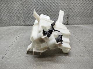 Бачок стеклоомывателя TOYOTA PRIUS ZVW30 060851-317 4 ракурс Бачок стеклоомывателя TOYOTA PRIUS ZVW30 060851-317 4 ракурс