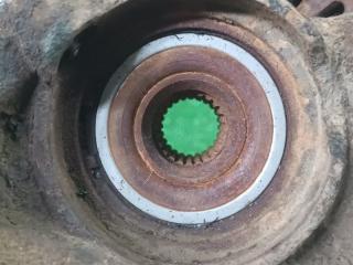 Ступица правая передняя TOYOTA IST NCP65 1NZ-FE 5 ракурс