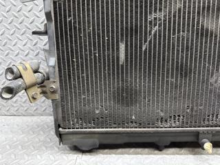 Радиатор основной NISSAN VANETTE SS28VN R2 422131-4425 5 ракурс Радиатор основной NISSAN VANETTE SS28VN R2 422131-4425 5 ракурс