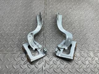 Петля капота TOYOTA PRIUS ZVW30 2 ракурс