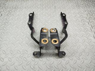 Петля капота TOYOTA PRIUS ZVW30 2 ракурс