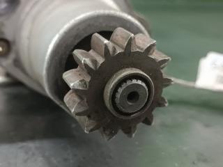 Стартер TOYOTA ESTIMA ACR40 2AZ-FE 28100-28020 3 ракурс Стартер TOYOTA ESTIMA ACR40 2AZ-FE 28100-28020 3 ракурс