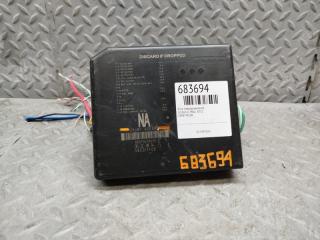 Блок предохранителей NISSAN X-TRAIL NT32 284B74CE0A 2 ракурс