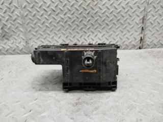 Блок реле INFINITI QX56 JA60 VK56DE 243827S010 2 ракурс
