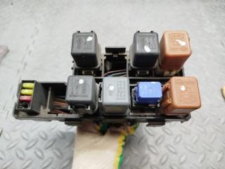 Блок реле INFINITI QX56 JA60 VK56DE 243827S010 3 ракурс