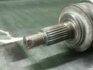 Привод правый передний SUZUKI WAGON R MH55S R06A 3 ракурс Привод правый передний SUZUKI WAGON R MH55S R06A 3 ракурс