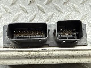 Блок комфорта CHRYSLER 300C LX P04692230AFA 3 ракурс Блок комфорта CHRYSLER 300C LX P04692230AFA 3 ракурс